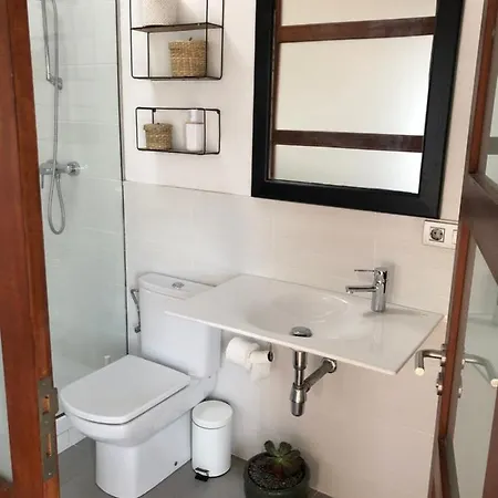 Apartman Balcon Botanico - Shared Pool - Island Location - 10 Mins Drive To Famara And La Santa Tiagua